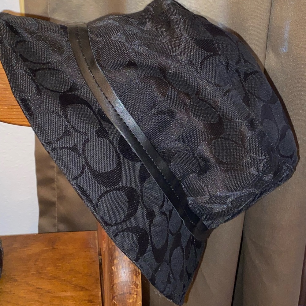 🎉Coach Signature Black Bucket Hat